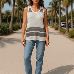 Love Marks Cross Back Sleeveless Knit Top Size L